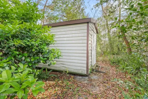 111 Nancy Place Palatka FL 32177