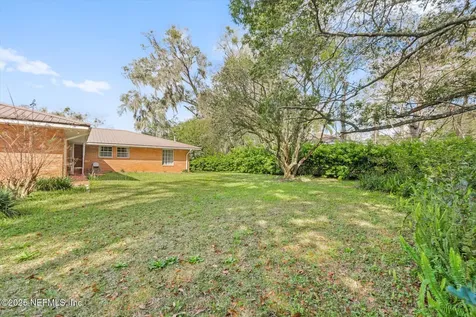 111 Nancy Place Palatka FL 32177