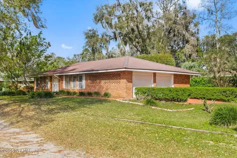111 Nancy Place Palatka FL 32177