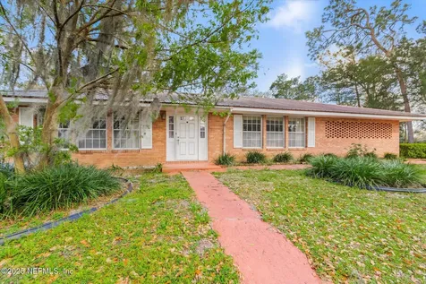 111 Nancy Place Palatka FL 32177