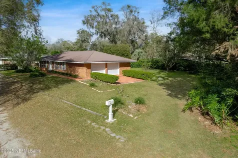 111 Nancy Place Palatka FL 32177