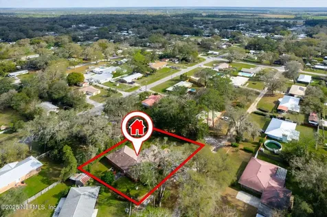 111 Nancy Place Palatka FL 32177