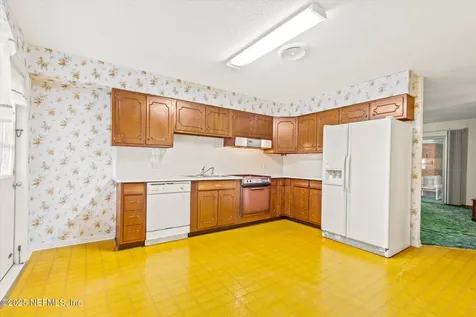 111 Nancy Place Palatka FL 32177