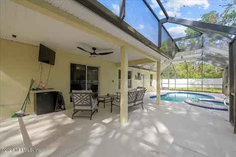 24 Squirrel Place Palm Coast FL 32164