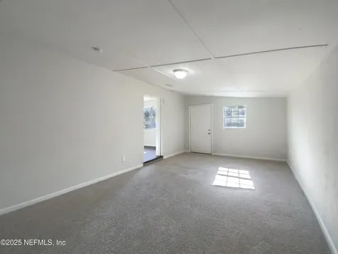 3445 Tarpon Drive Jacksonville FL 32277