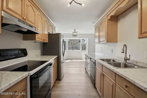 8138 Westport Road Jacksonville FL 32244