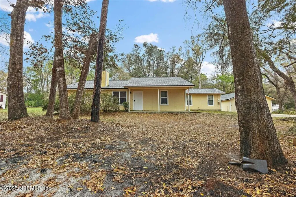 1190 Lions Den Drive Green Cove Springs FL 32043