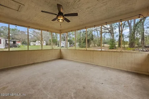 1190 Lions Den Drive Green Cove Springs FL 32043
