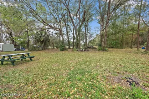 1190 Lions Den Drive Green Cove Springs FL 32043