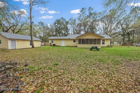 1190 Lions Den Drive Green Cove Springs FL 32043