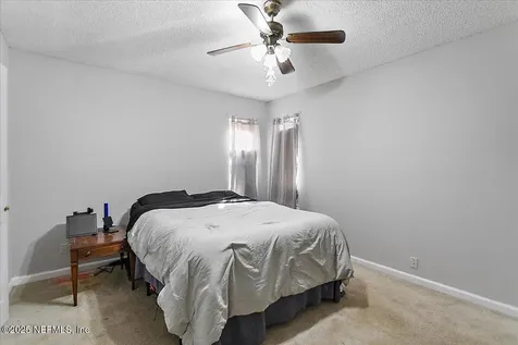 9066 Noroad Jacksonville FL 32210
