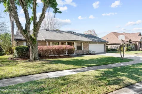 10390 Deerfoot Lane N Jacksonville FL 32257