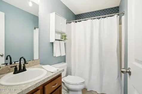 1832 Creekview Drive Green Cove Springs FL 32043