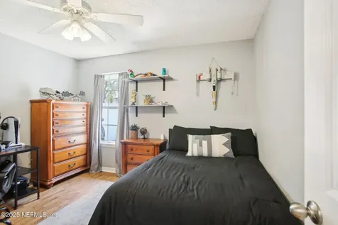 1832 Creekview Drive Green Cove Springs FL 32043