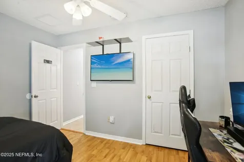 1832 Creekview Drive Green Cove Springs FL 32043