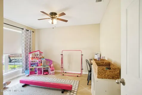 1832 Creekview Drive Green Cove Springs FL 32043