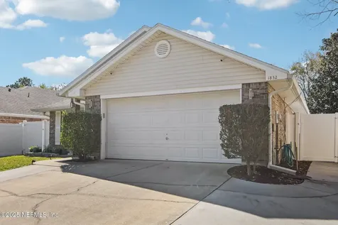 1832 Creekview Drive Green Cove Springs FL 32043