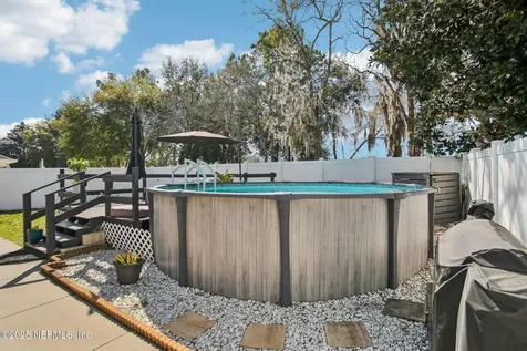 1832 Creekview Drive Green Cove Springs FL 32043