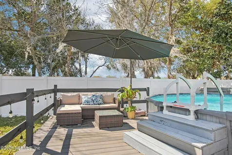 1832 Creekview Drive Green Cove Springs FL 32043