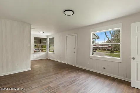 1094 Woodstock Avenue Jacksonville FL 32254