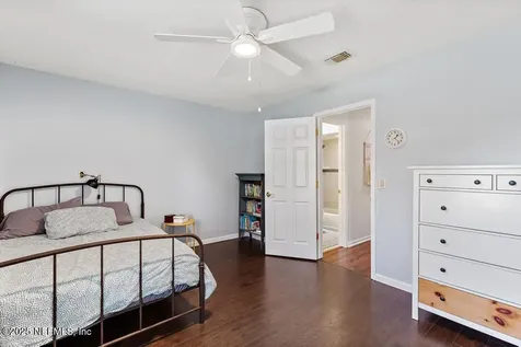 12737 Sand Ridge Drive Jacksonville FL 32258