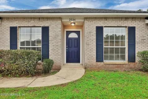 2534 Sandhaven Court Green Cove Springs FL 32043