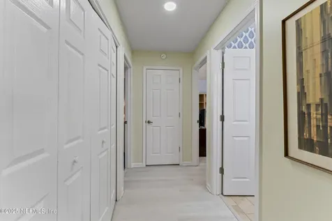 4410 Hunters Haven Lane E Jacksonville FL 32224