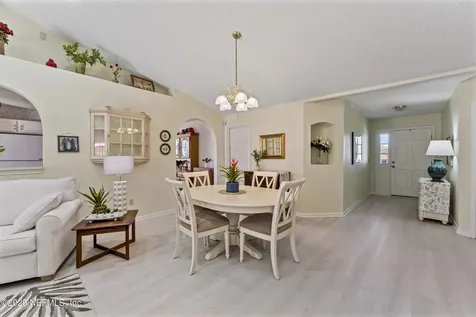 4410 Hunters Haven Lane E Jacksonville FL 32224