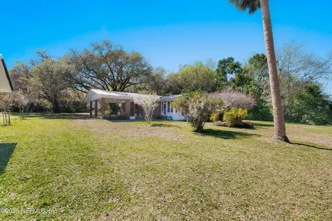 100 Lake Avenue Crescent City FL 32112