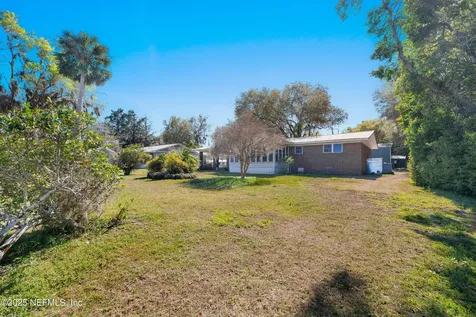 100 Lake Avenue Crescent City FL 32112