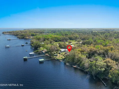 100 Lake Avenue Crescent City FL 32112