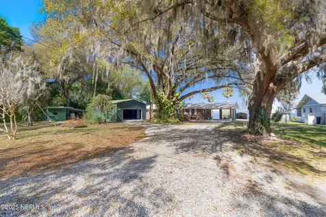 100 Lake Avenue Crescent City FL 32112