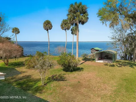100 Lake Avenue Crescent City FL 32112