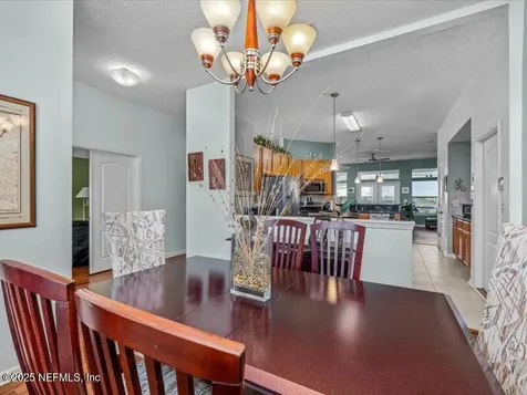 12048 Scarsdale Drive Jacksonville FL 32246