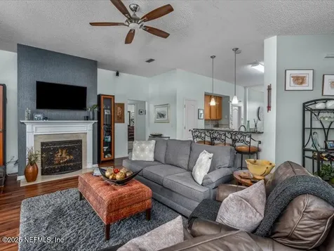 12048 Scarsdale Drive Jacksonville FL 32246