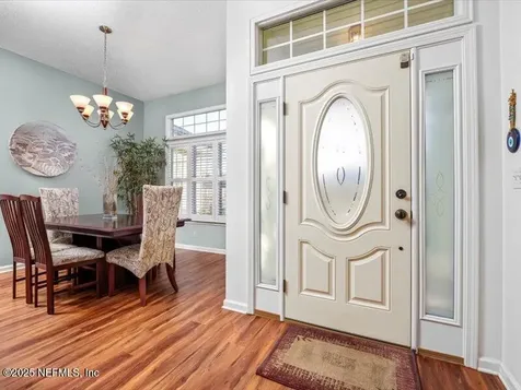 12048 Scarsdale Drive Jacksonville FL 32246