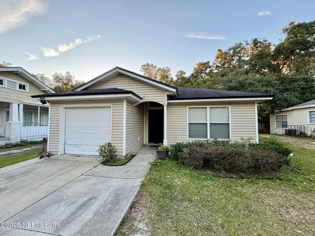 6416 Sapphire Drive Jacksonville FL 32208