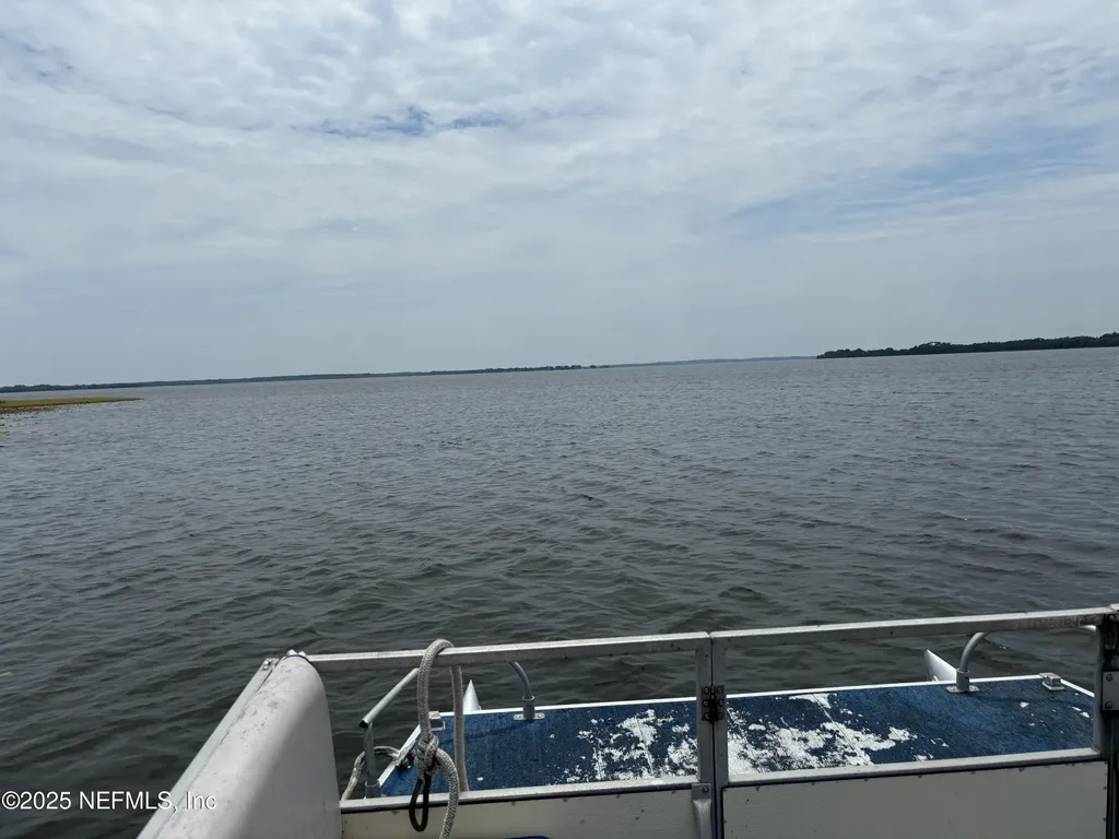 6001 Bird Island Drive Lady Lake FL 32159