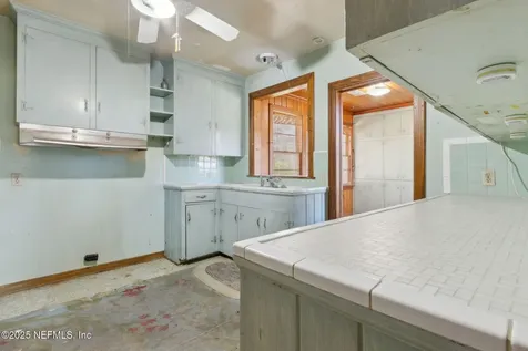 2743 Chelton Road Jacksonville FL 32216