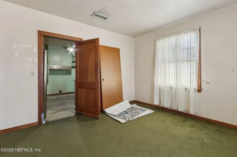 2743 Chelton Road Jacksonville FL 32216