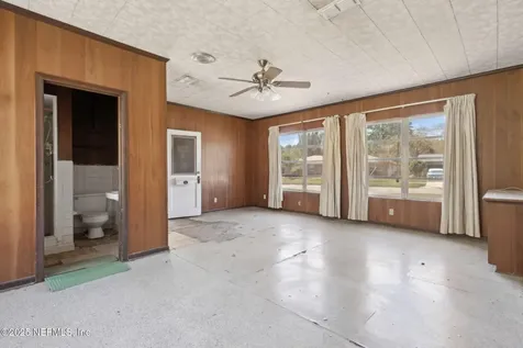 2743 Chelton Road Jacksonville FL 32216