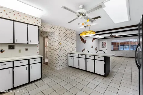171 Bass Road Hawthorne FL 32640