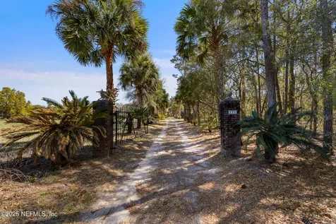 171 Bass Road Hawthorne FL 32640
