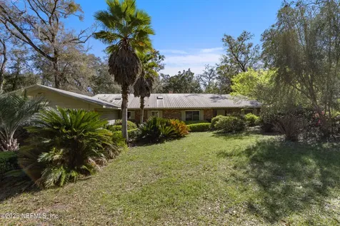 171 Bass Road Hawthorne FL 32640
