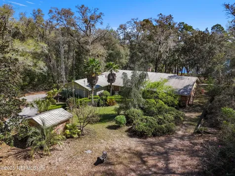 171 Bass Road Hawthorne FL 32640