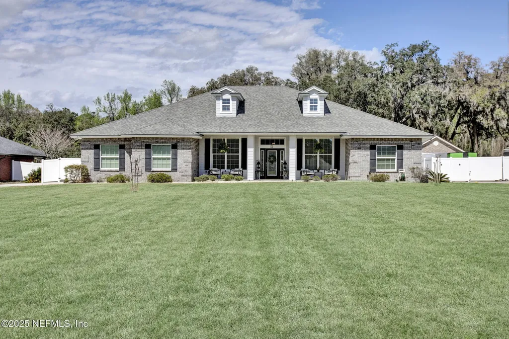 8103 Sierra Oaks Boulevard Jacksonville FL 32219