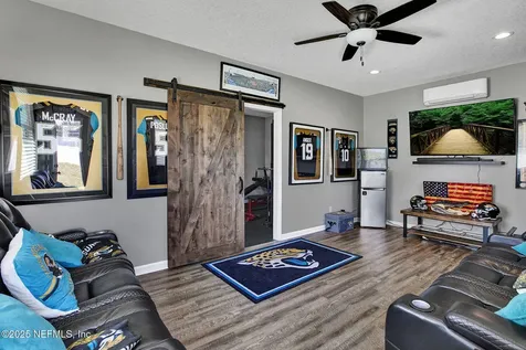 8103 Sierra Oaks Boulevard Jacksonville FL 32219