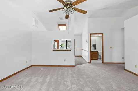 70 N Dolphin Avenue Middleburg FL 32068