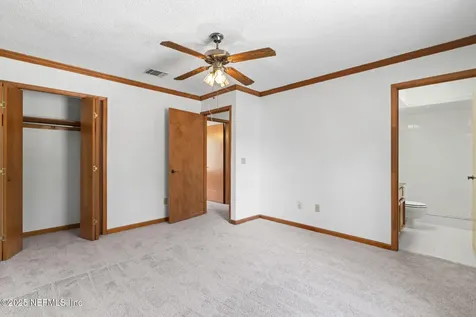 70 N Dolphin Avenue Middleburg FL 32068