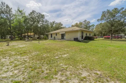 70 N Dolphin Avenue Middleburg FL 32068